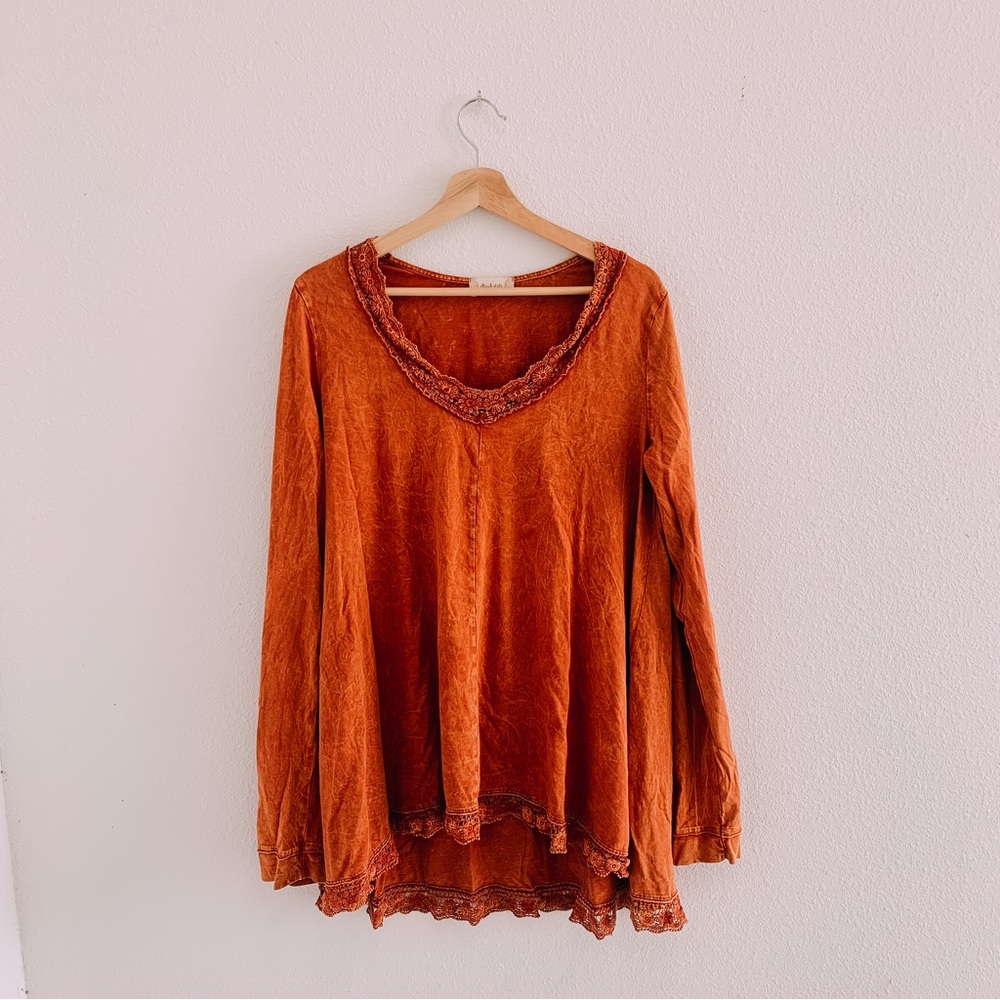 Altar’d state| burnt orange| long sleeve tunic shirt| size large